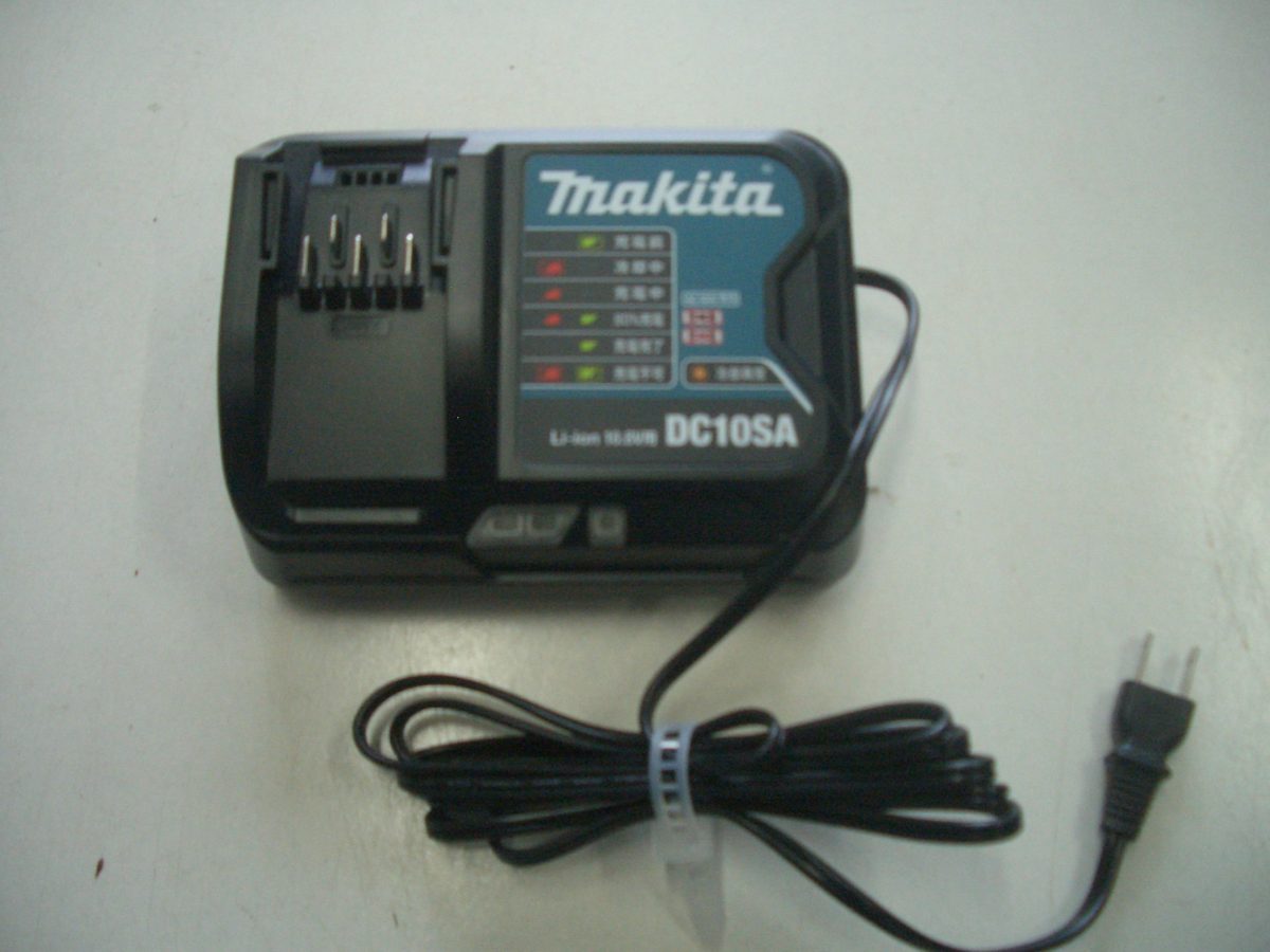 マキタ 10.8V 充電器